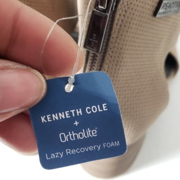 Kenneth Cole Ortholite Tan Peep Toe Zip Sandals - Picture 12 of 12